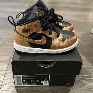 Jordan 1 Mid Special Edition (Toddler 7C)